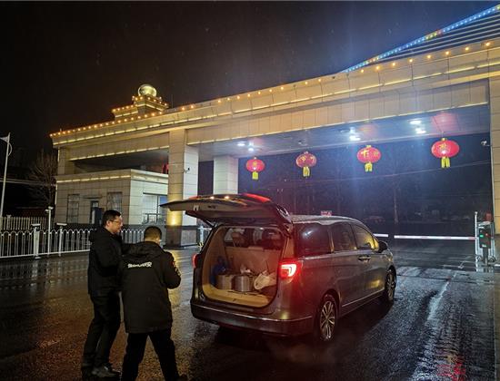 雨夜兼程1200公里为客户新春顺利开机护航